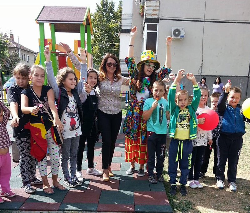 Debelets Нова детска площадка радва малчуганите в град Дебелец | Община Велико ...