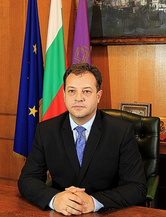 Даниел Панов призова да не…